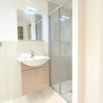 S231 - Delizioso In Centro A 아파트